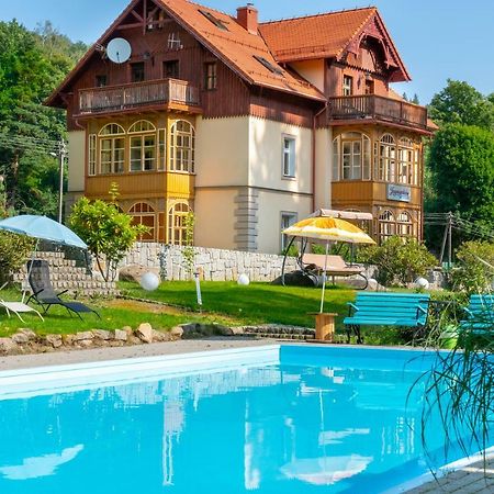 Willa Jagniatkow Bed & Breakfast Exterior foto