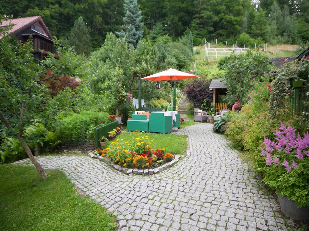 Willa Jagniatkow Bed & Breakfast Exterior foto