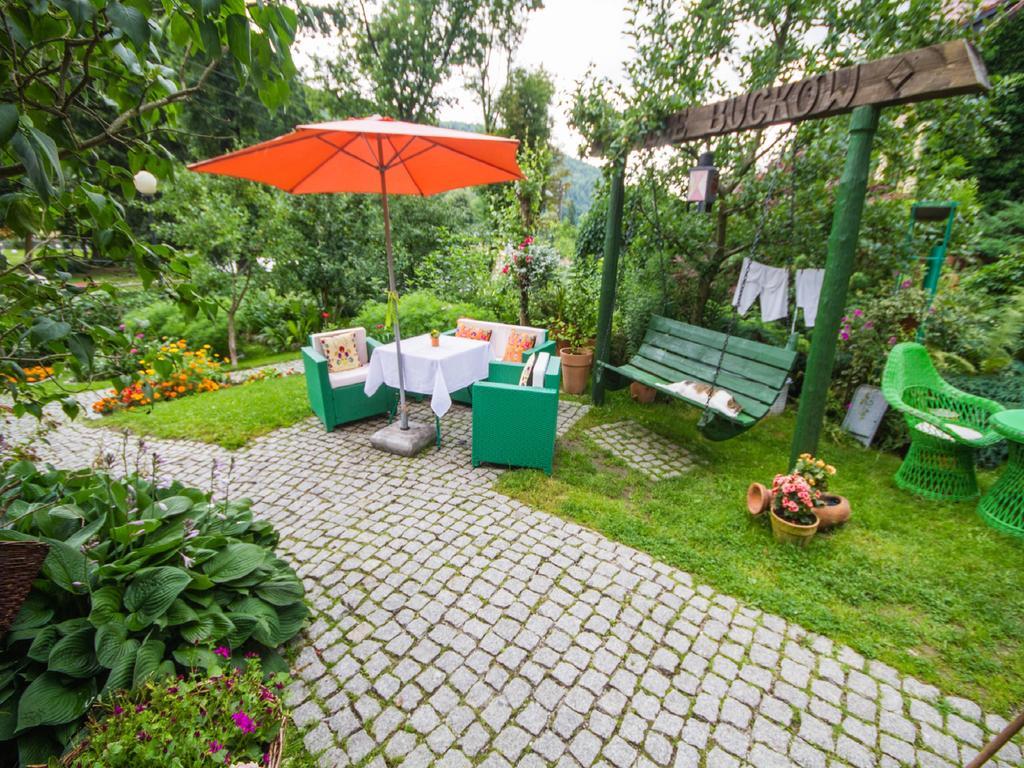 Willa Jagniatkow Bed & Breakfast Exterior foto