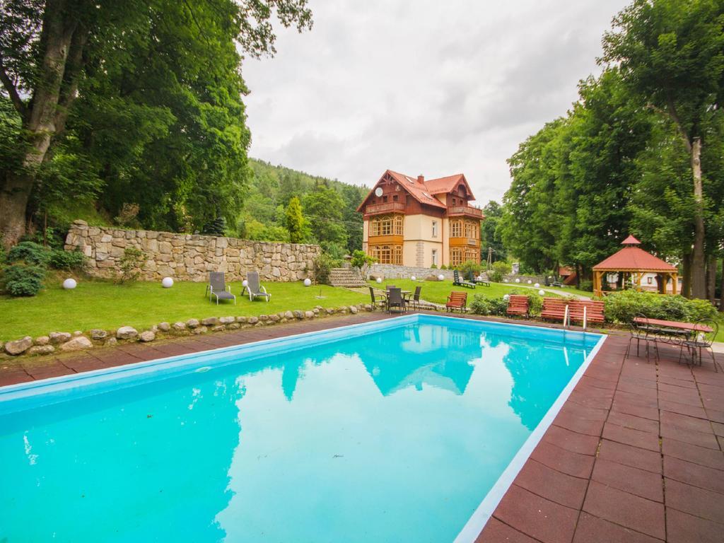 Willa Jagniatkow Bed & Breakfast Exterior foto