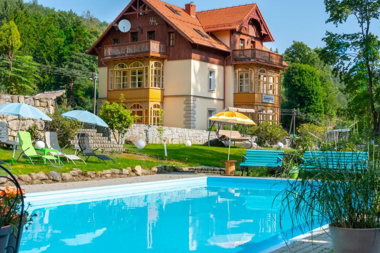 Willa Jagniatkow Bed & Breakfast Exterior foto